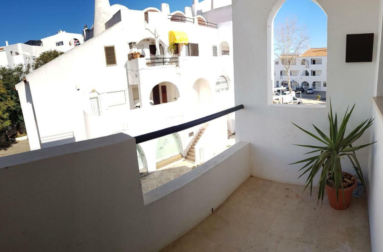 Apartamento Correia อัลบูเฟรา ภายนอก รูปภาพ